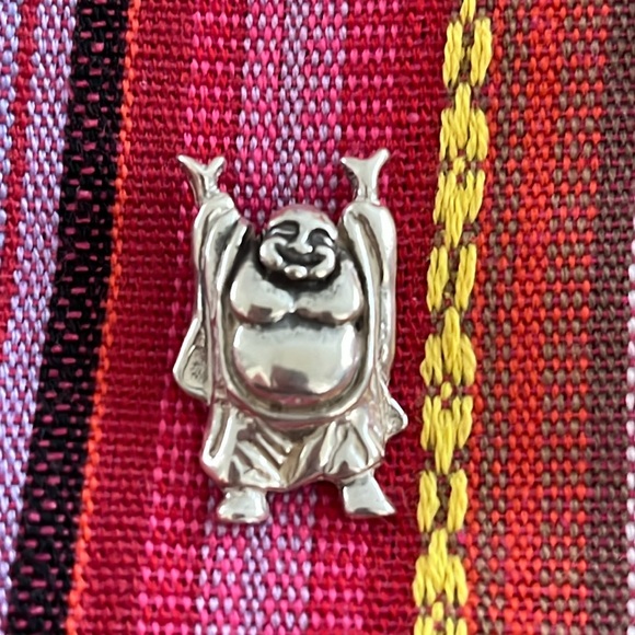 DOES THIS HAPPY GUY SPEAK TO YOU ~ Artisan Crafted Silver Happy Buddha Pendant - Picture 2 of 5